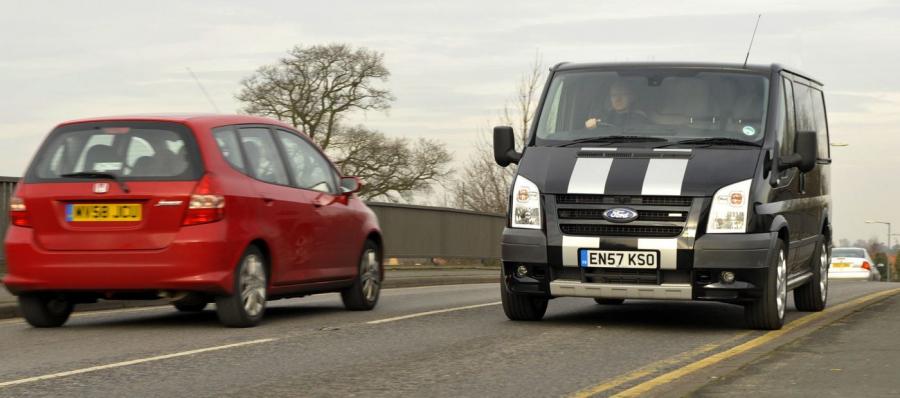  Ford Transit SportVan 2007 года  (UK) (фото 16 из 29)